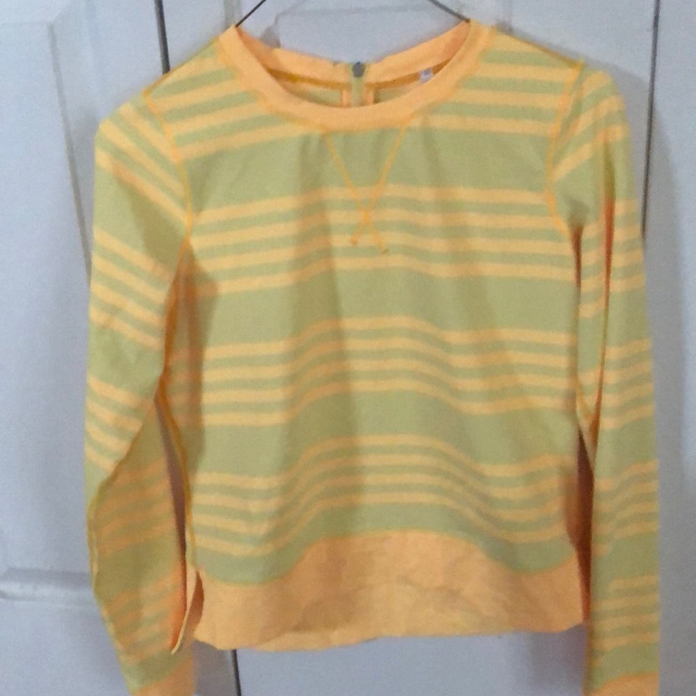 Lululemon long sleeved sport shirt